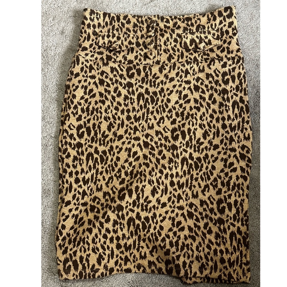 Twenty One Leopard Print Skirt